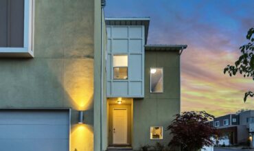 Super luxury duplex orkit villa.